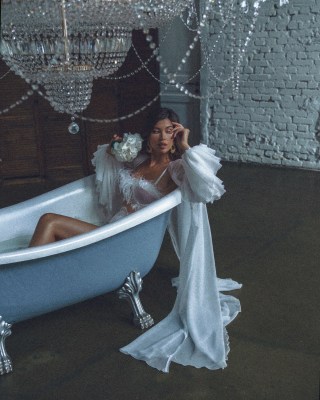 Nava + Kim peignoir 2(1)